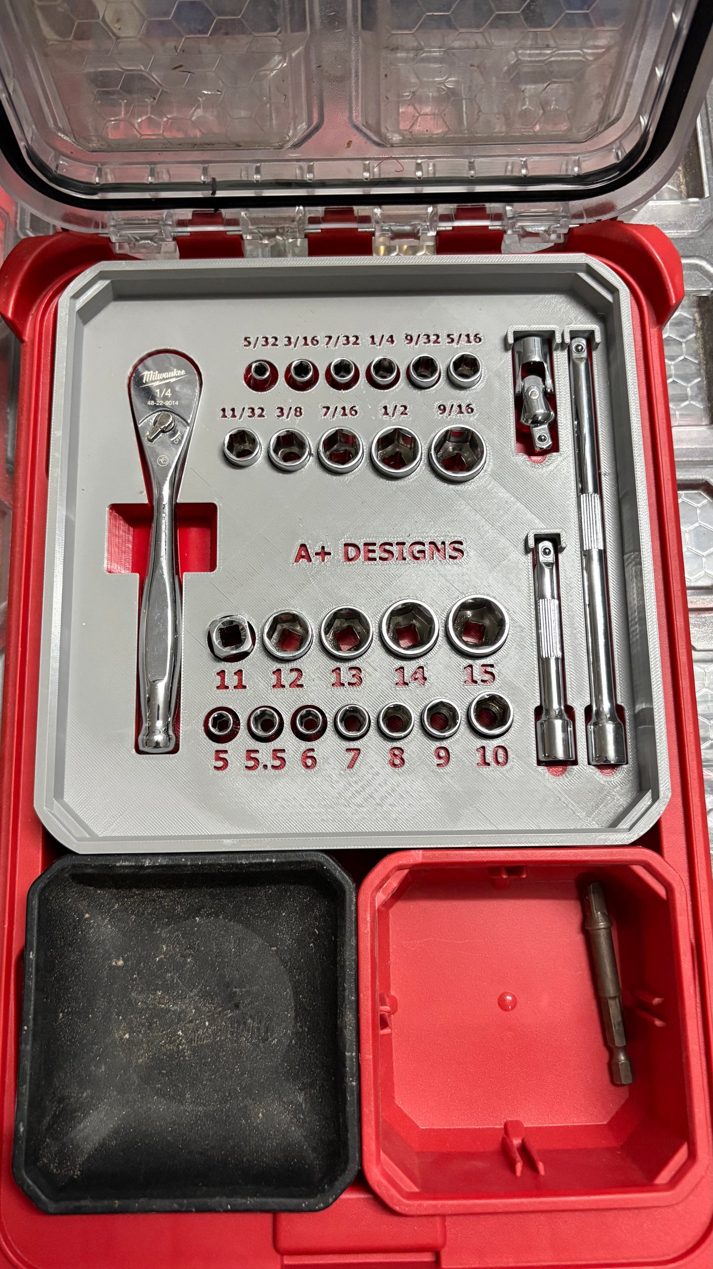 Milwaukee Compact Packout 4 bin placement 1/4 socket set 48-22-9044