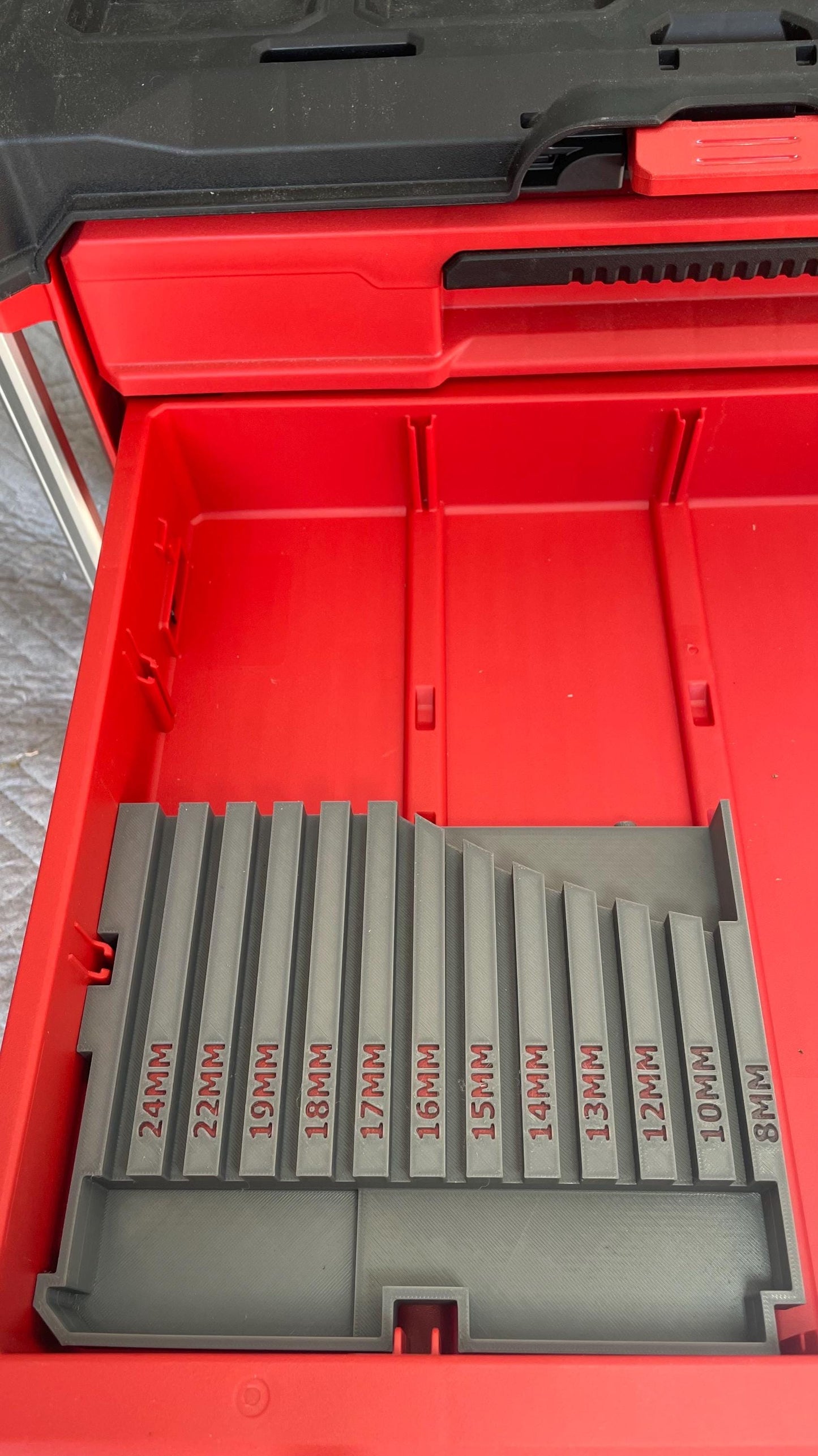 3D printed spanner divider for the Milwaukee Packout 4 Drawer system Metric or SAE