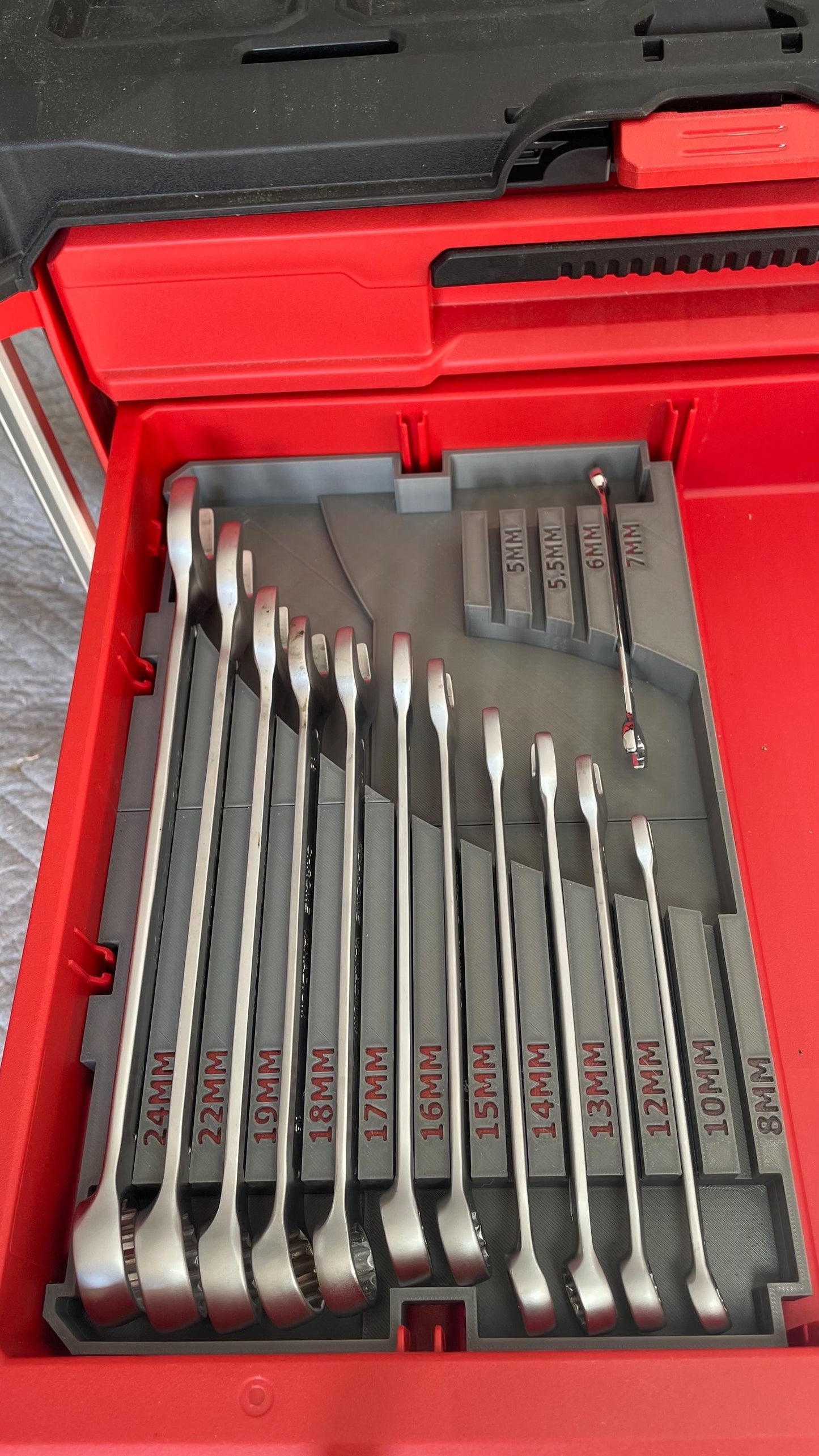 3D printed spanner divider for the Milwaukee Packout 4 Drawer system Metric or SAE